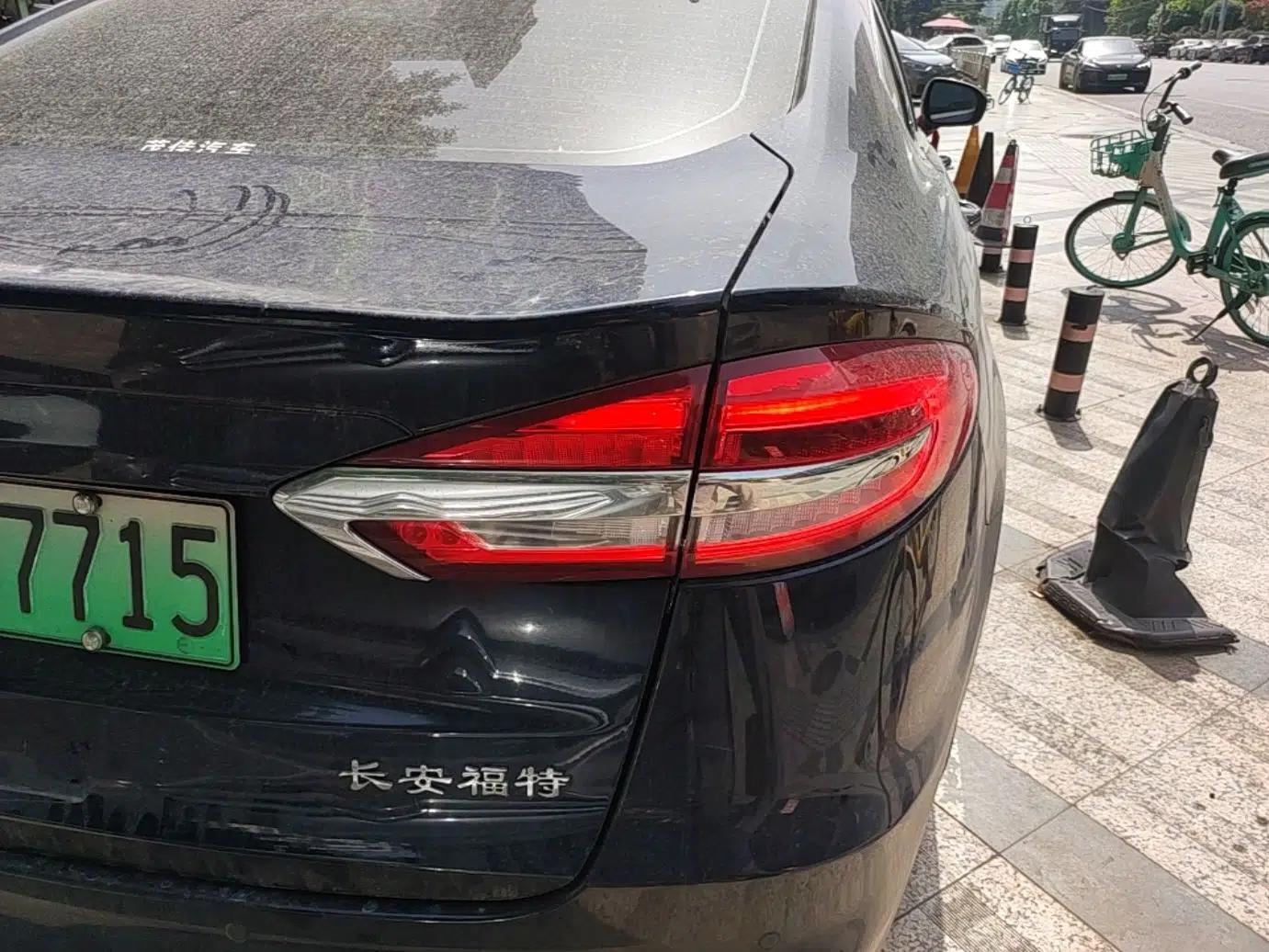 Ford Mondeo New Energy 2018 2.0 PHEV Smart-Controlled Fashion Edition China VI Standard — миниатюра 8