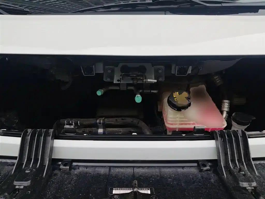 Dana V1 2025 Low-Roof Multi-functional Version 42kWh — миниатюра 16