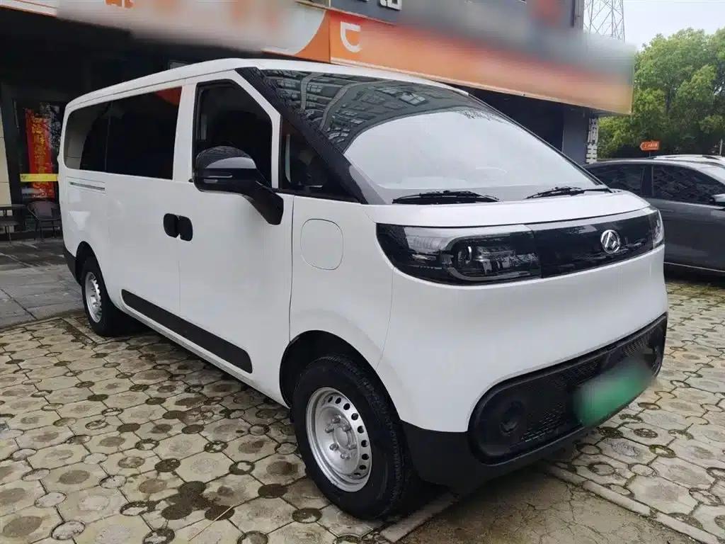 Dana V1 2025 Low-Roof Multi-functional Version 42kWh — миниатюра 22