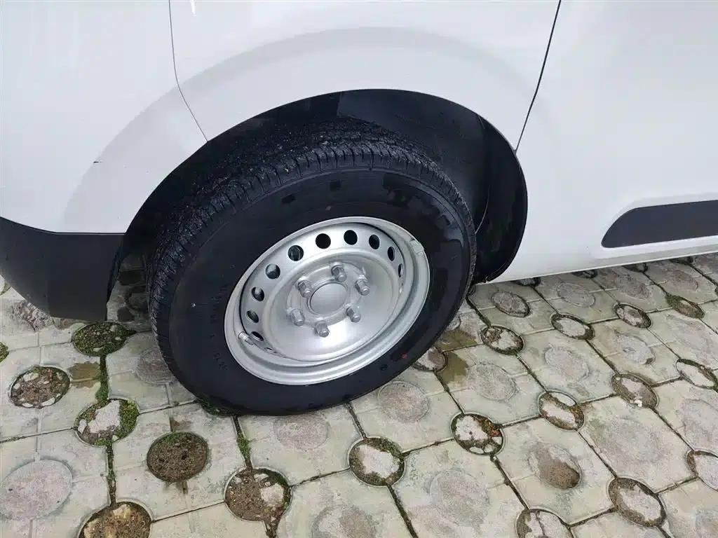 Dana V1 2025 Low-Roof Multi-functional Version 42kWh — миниатюра 25