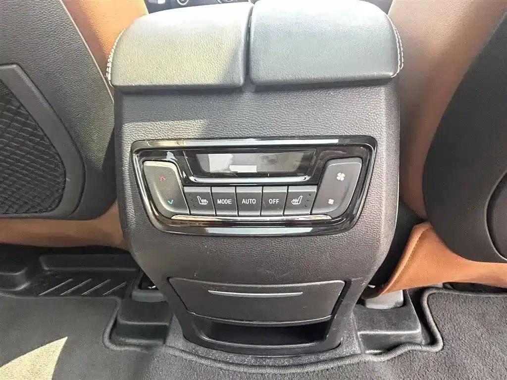 SAIC MAXUS D90 2017 2.0T Automatic 4WD Sirius — миниатюра 21