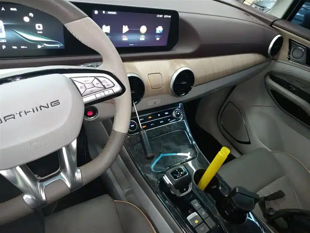 Fengxing Yacht 2022 1.5T DCT Wind Chaser Edition — миниатюра 5