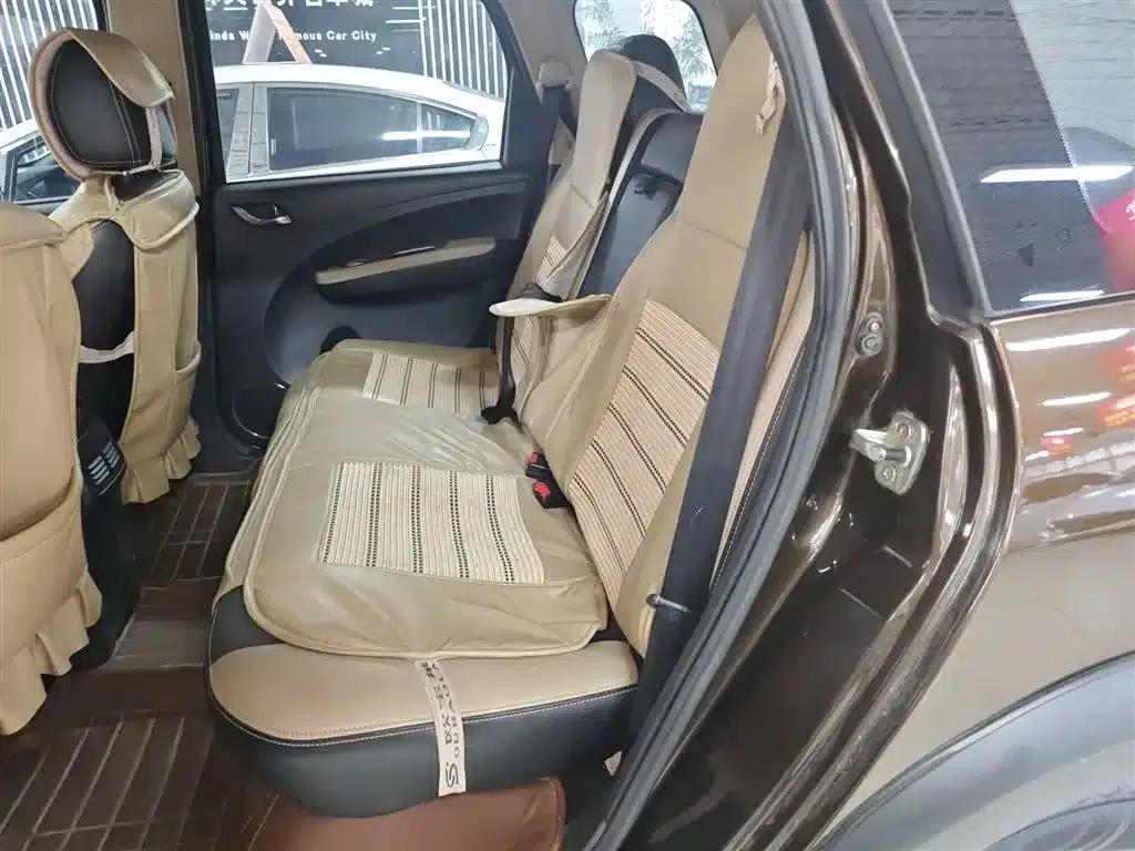 Jingyi X3 2015 1.5L Comfort Model — миниатюра 17