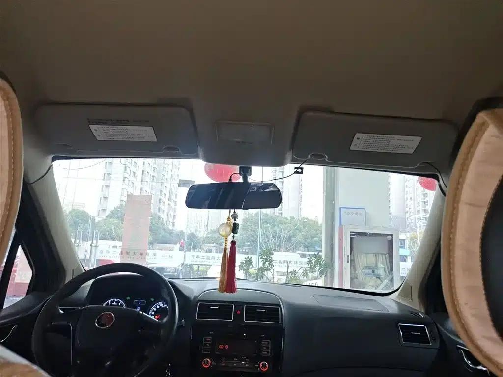 Jingyi X3 2015 1.5L Comfort Model — миниатюра 18