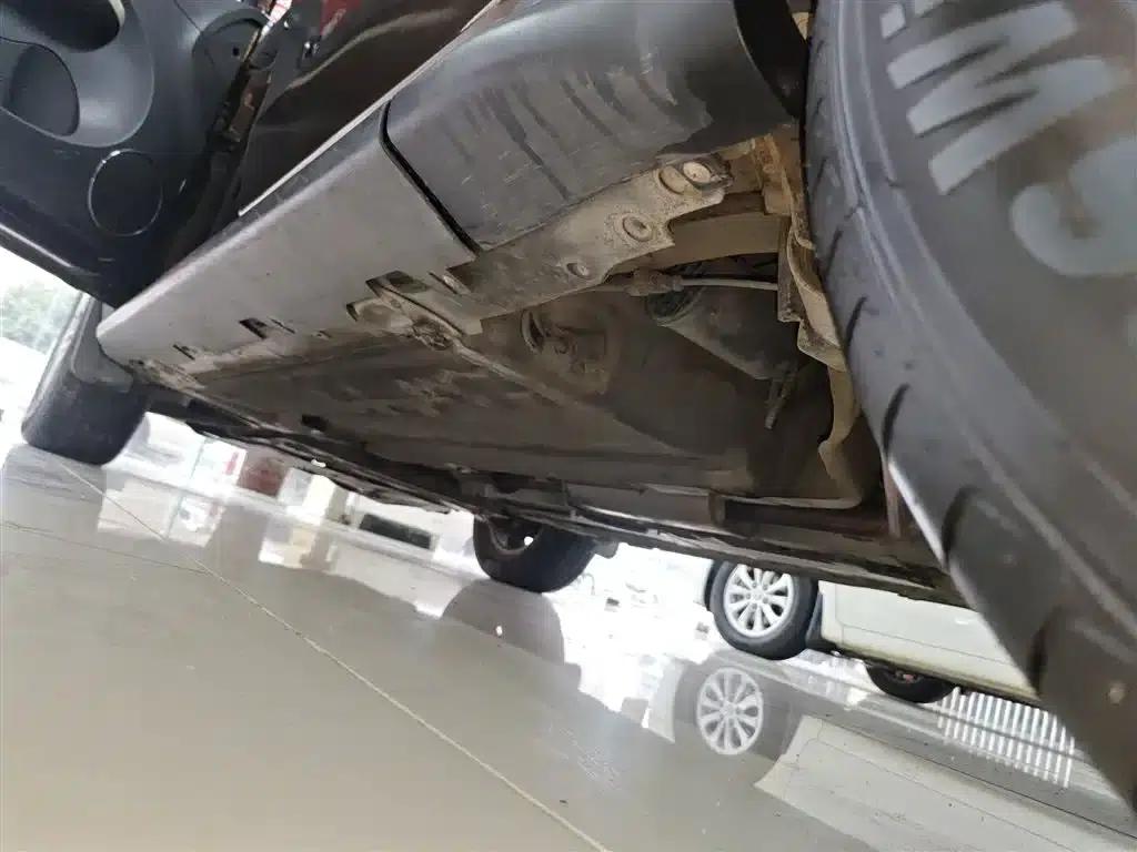Jingyi X3 2015 1.5L Comfort Model — миниатюра 22