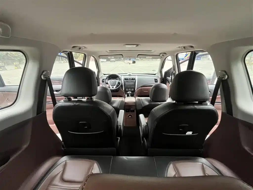 Fengxing SX6 2016 1.6L CVT Luxury Edition — миниатюра 12