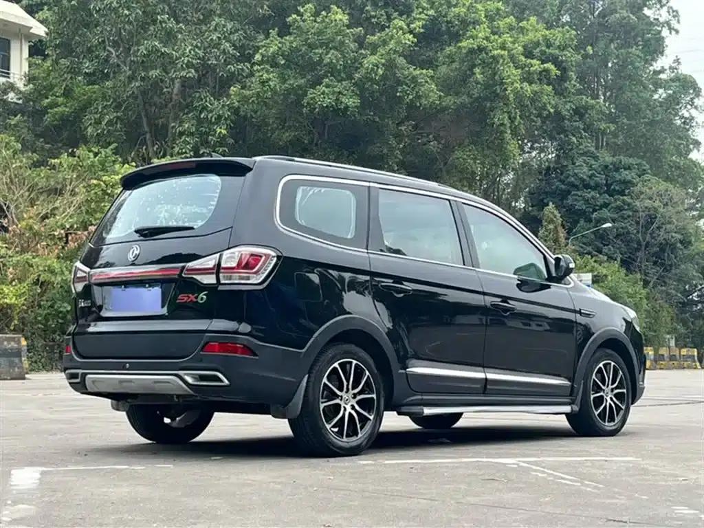 Fengxing SX6 2016 1.6L CVT Luxury Edition — миниатюра 23