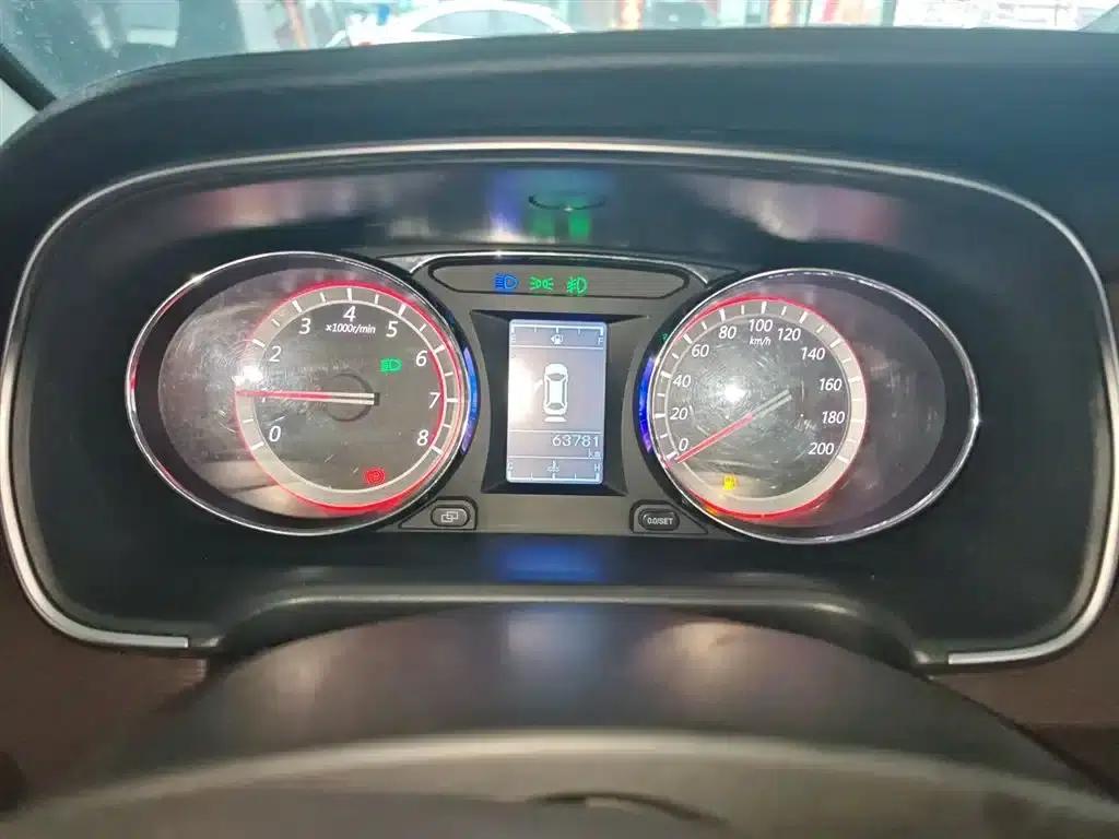 Fengxing M7 2021 1.8T Manual Premium Edition — миниатюра 8