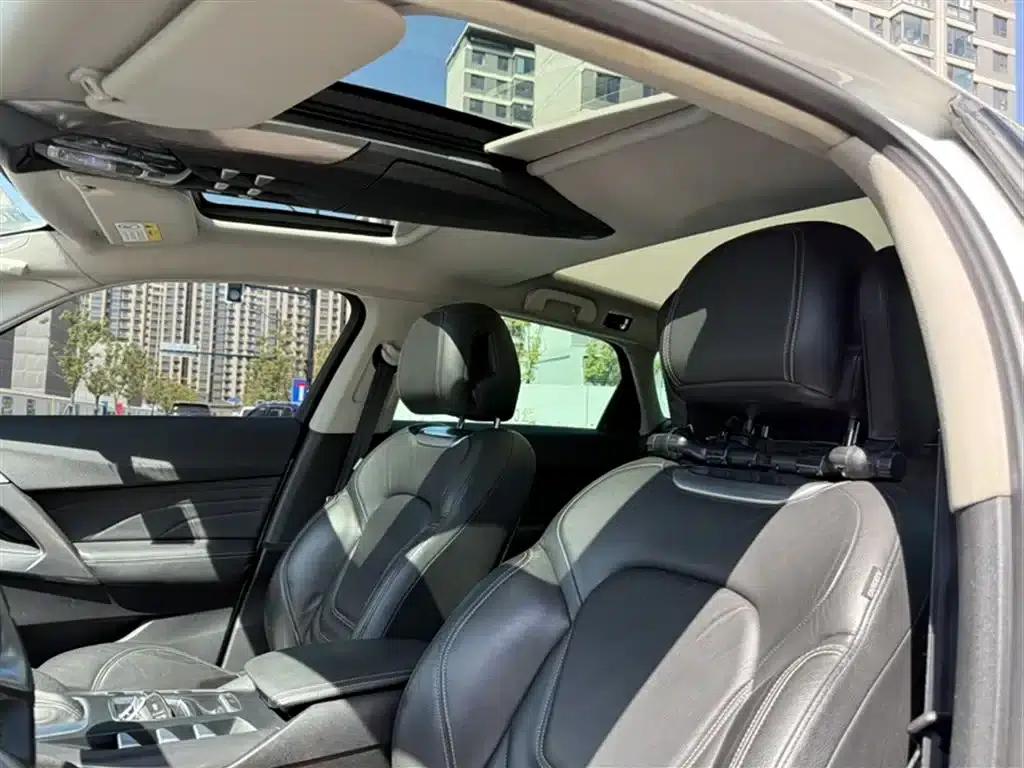DS 5 2013 1.6T Luxury Edition THP160 — миниатюра 11
