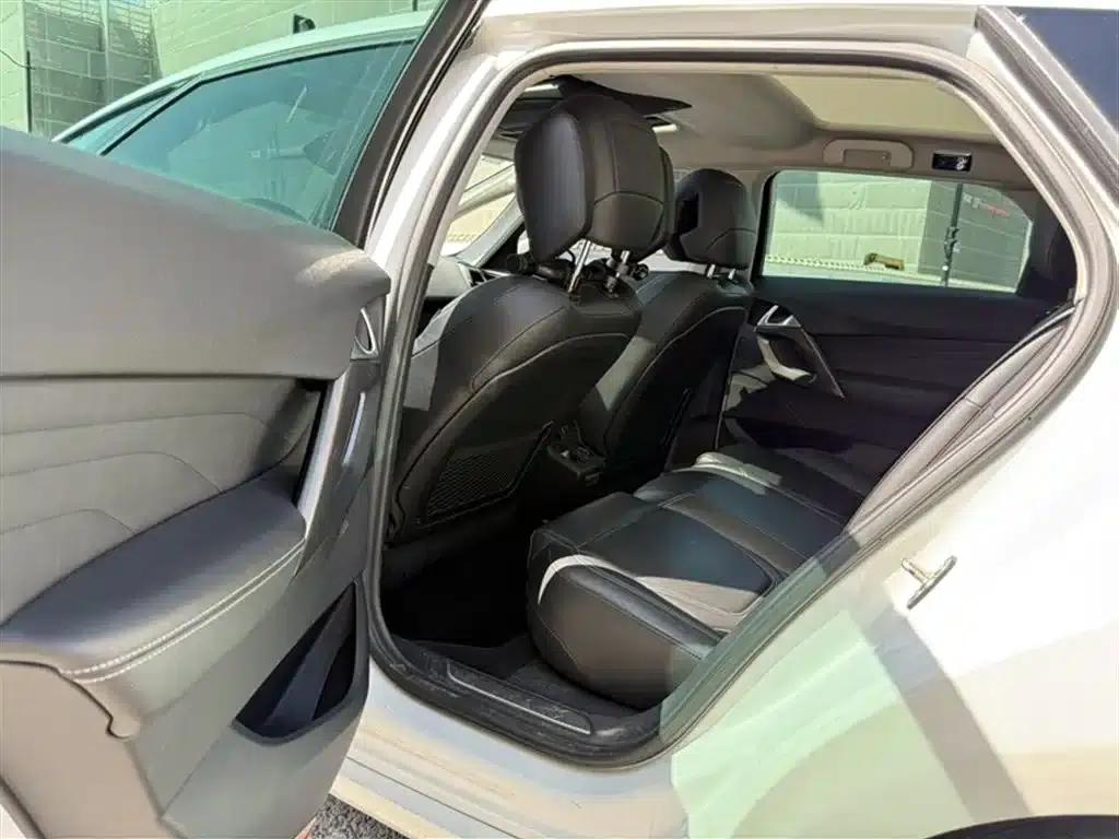 DS 5 2013 1.6T Luxury Edition THP160 — миниатюра 13