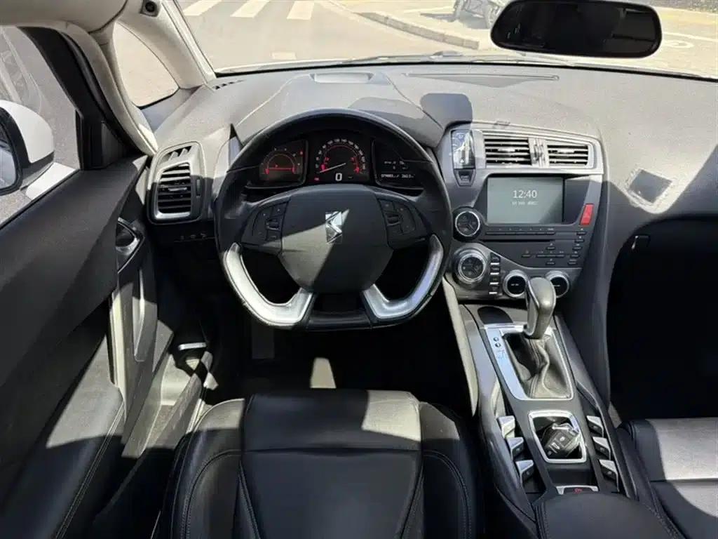 DS 5 2013 1.6T Luxury Edition THP160 — миниатюра 3