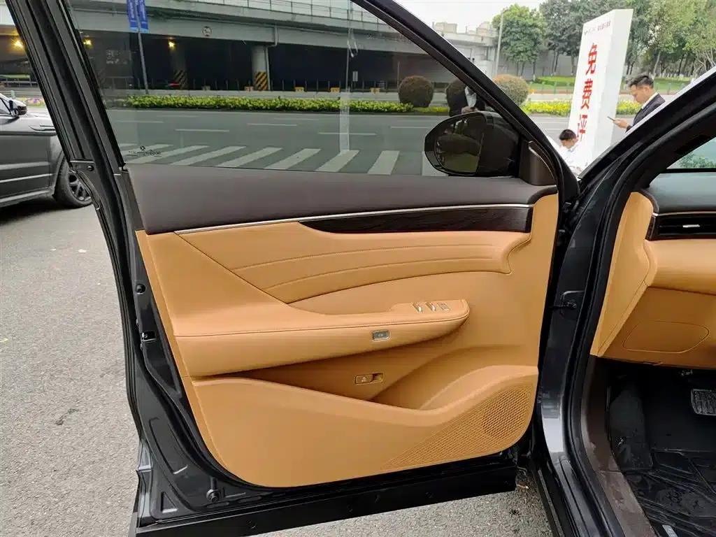 Dongfeng Fengshen L8 2025 Model 185KM Dream Edition — миниатюра 6