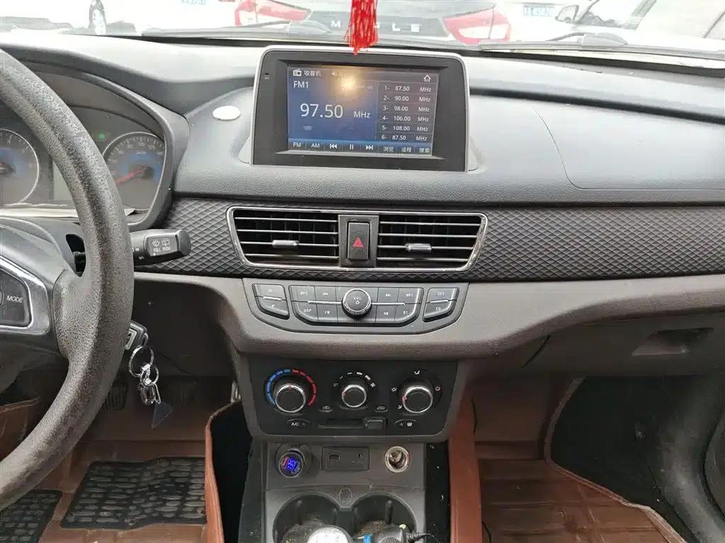 Fengguang 330 2018 Model 1.5L 330S Facelift Comfort Edition DK15 — миниатюра 13