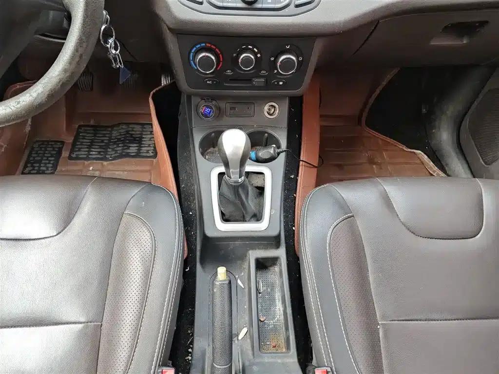 Fengguang 330 2018 Model 1.5L 330S Facelift Comfort Edition DK15 — миниатюра 14