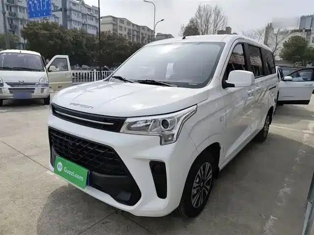 Fengguang 380 2022 Model 1.5L Classic Bus with 7 Seats