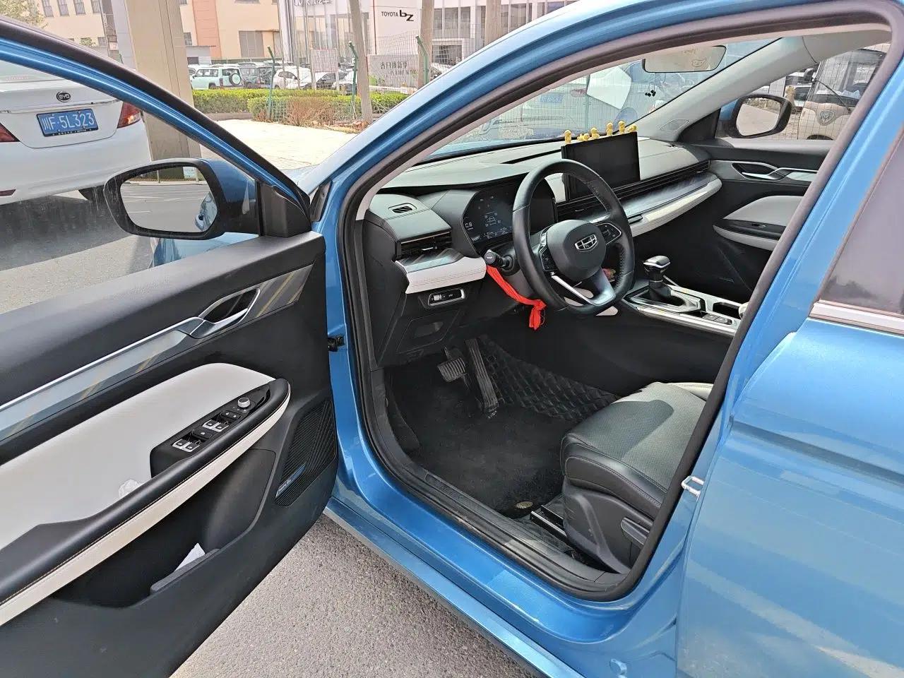 Geely Auto Emgrand L 2022 1.4T CVT Flagship Edition — миниатюра 17