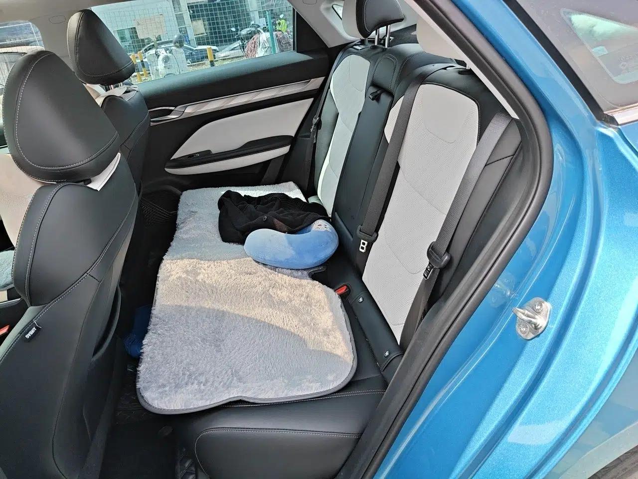 Geely Auto Emgrand L 2022 1.4T CVT Flagship Edition — миниатюра 18