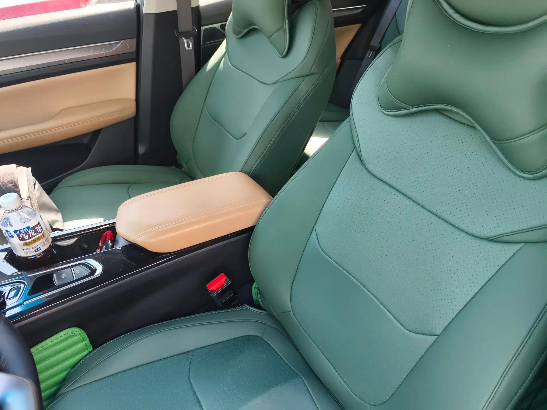 Geely Auto Emgrand L HiP 2024 Champion Edition 1.5TD-DHT Pro 100KM Excellence Model — миниатюра 16