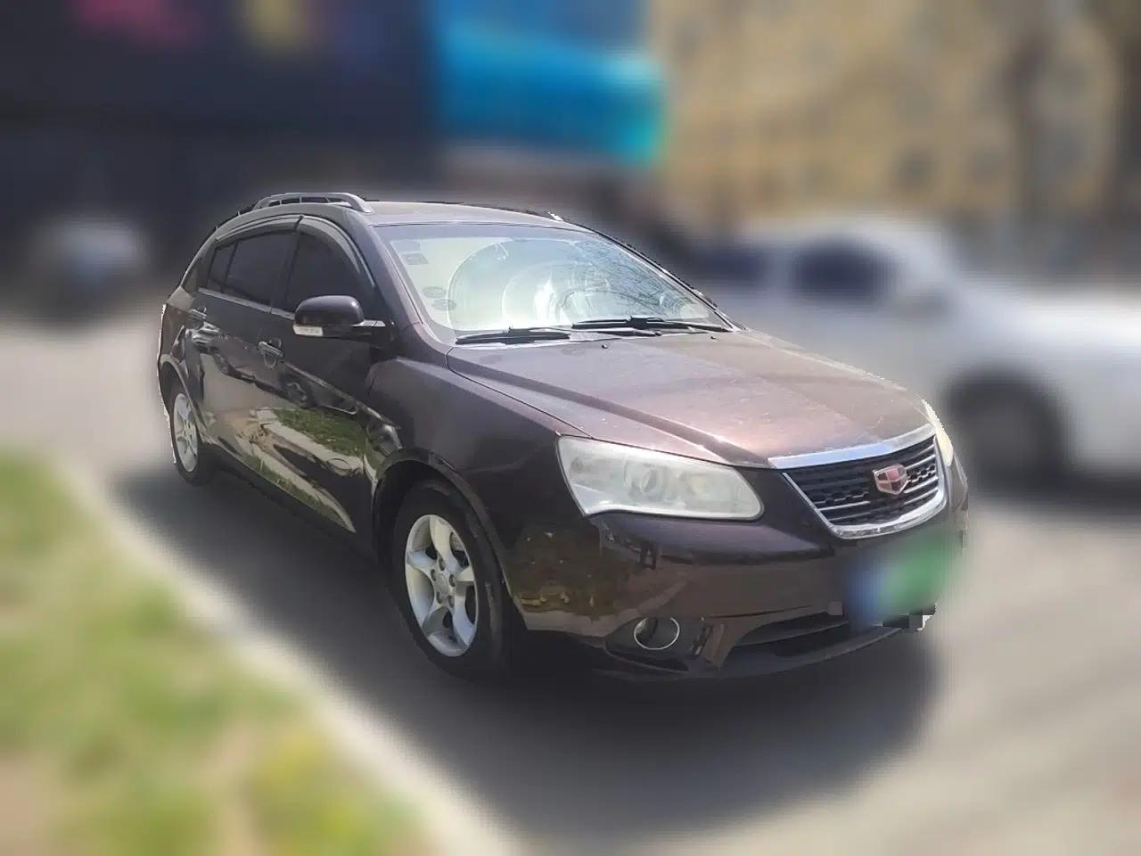 Geely Auto Classic Emgrand 2012 Hatchback 1.5L Manual Comfort Model — миниатюра 3