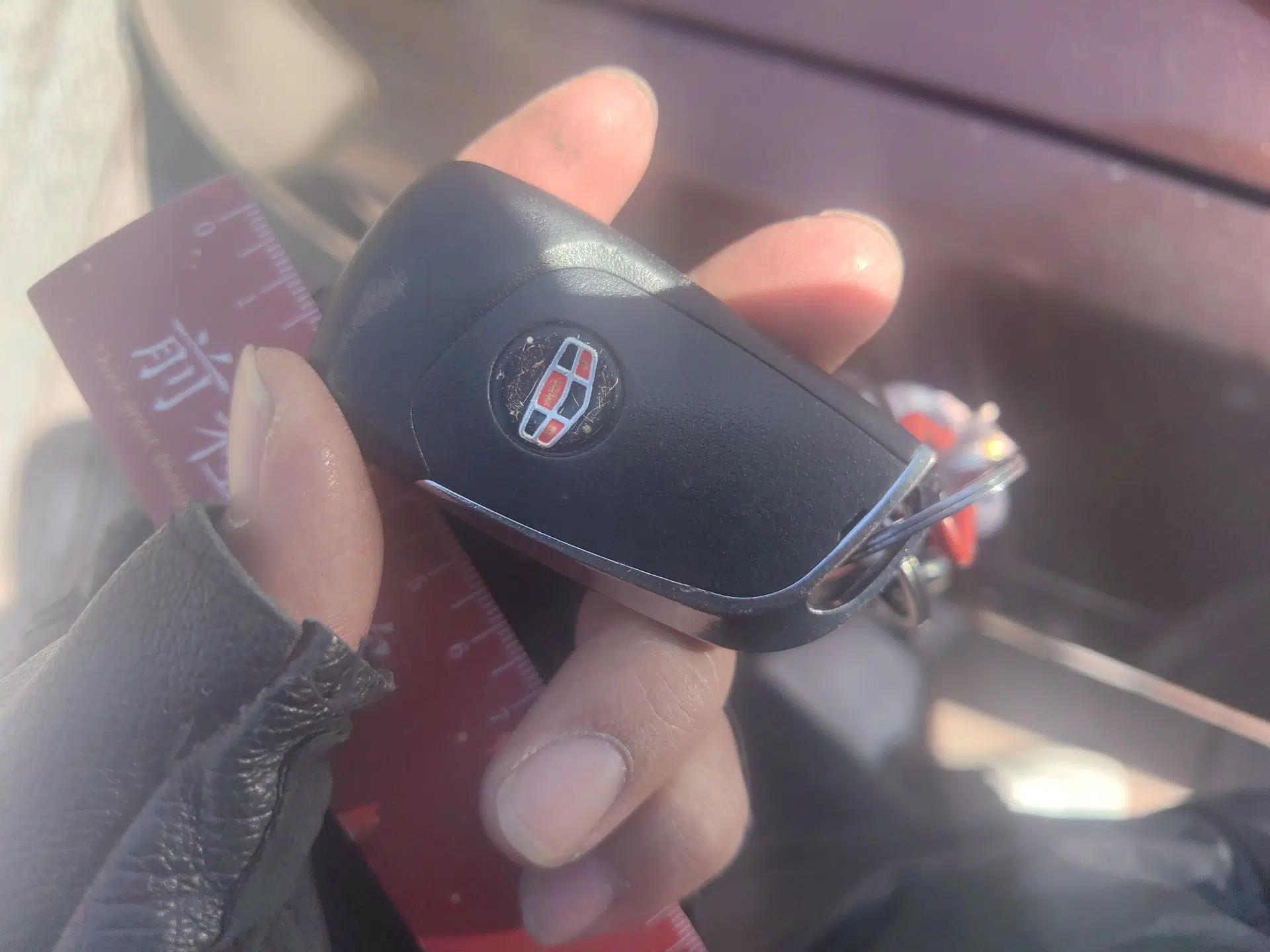 Geely Auto Classic Emgrand 2013 Hatchback 1.5L Manual Elite Model — миниатюра 9