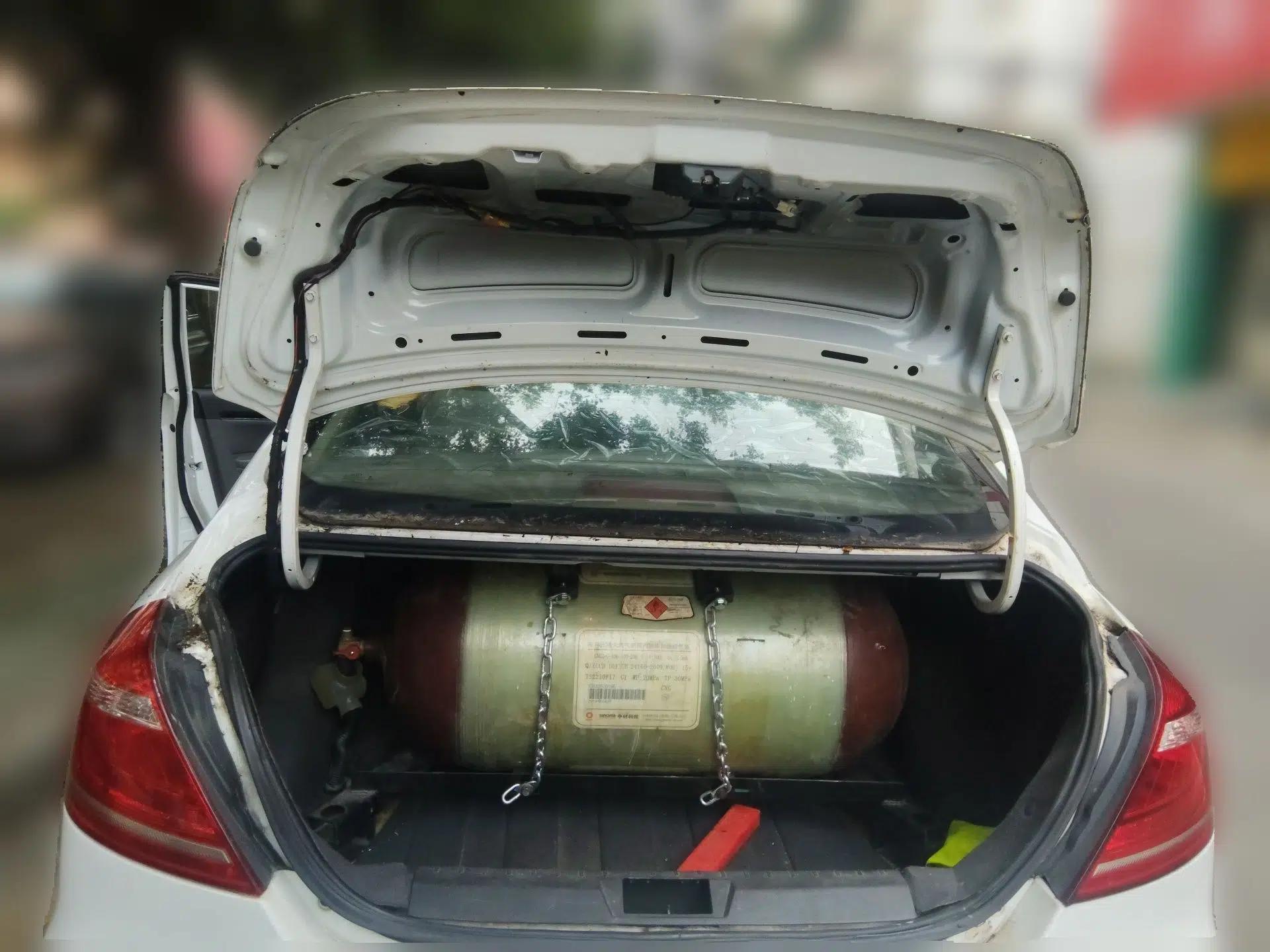 Geely Auto Classic Emgrand 2013 Sedan 1.8L Manual Entry-Level CNG Model — миниатюра 20