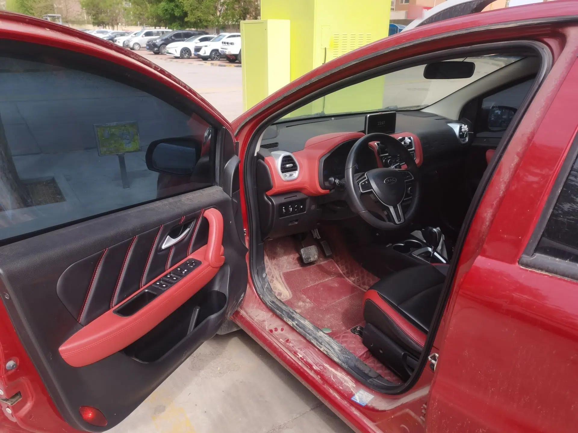 JAC Group iEV6E 2018 Sport Edition iEV6E Luxury Smart Enjoyment Version — миниатюра 17