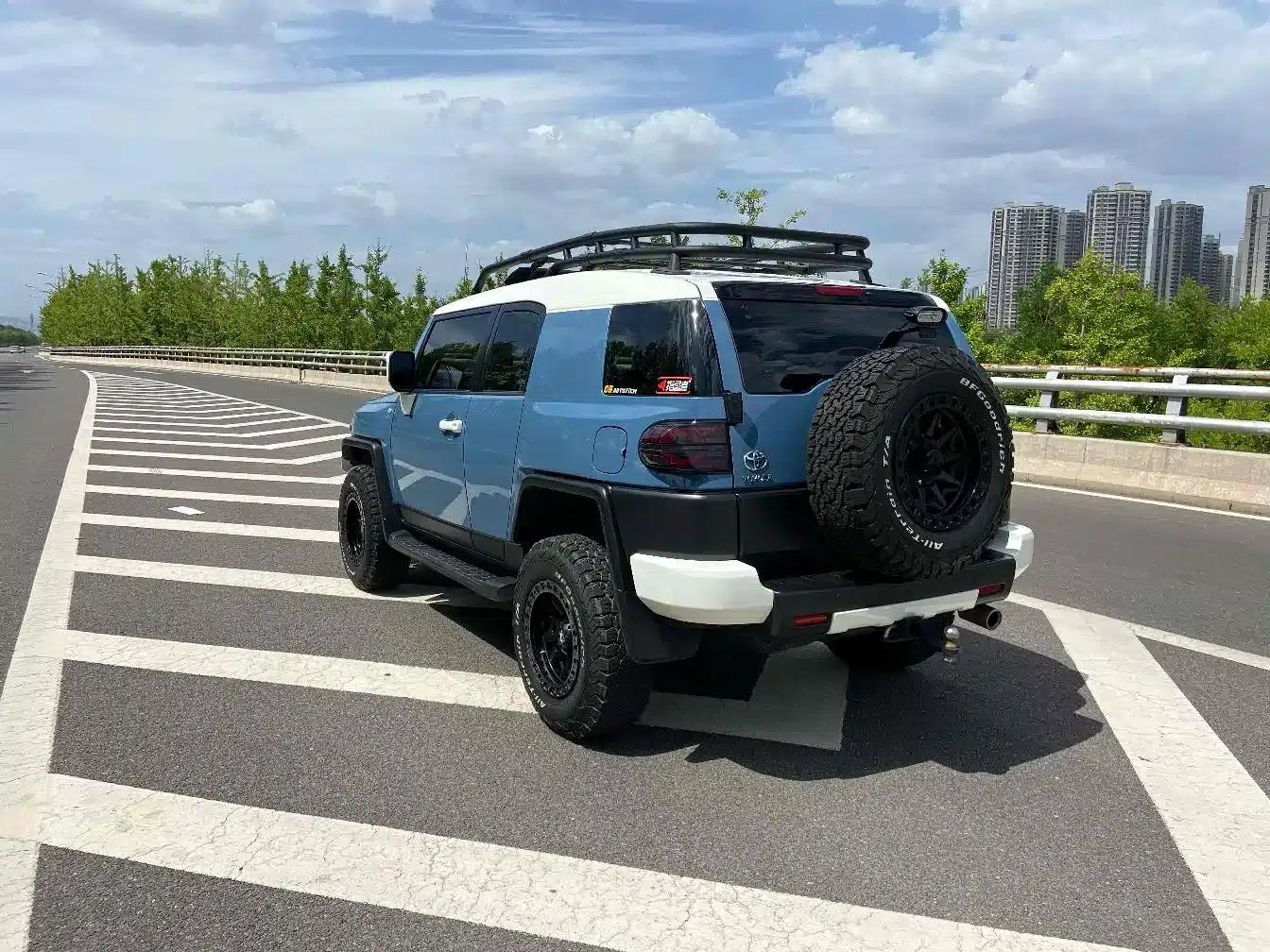 2020 FJ Cruiser 4.0L Automatic — миниатюра 9