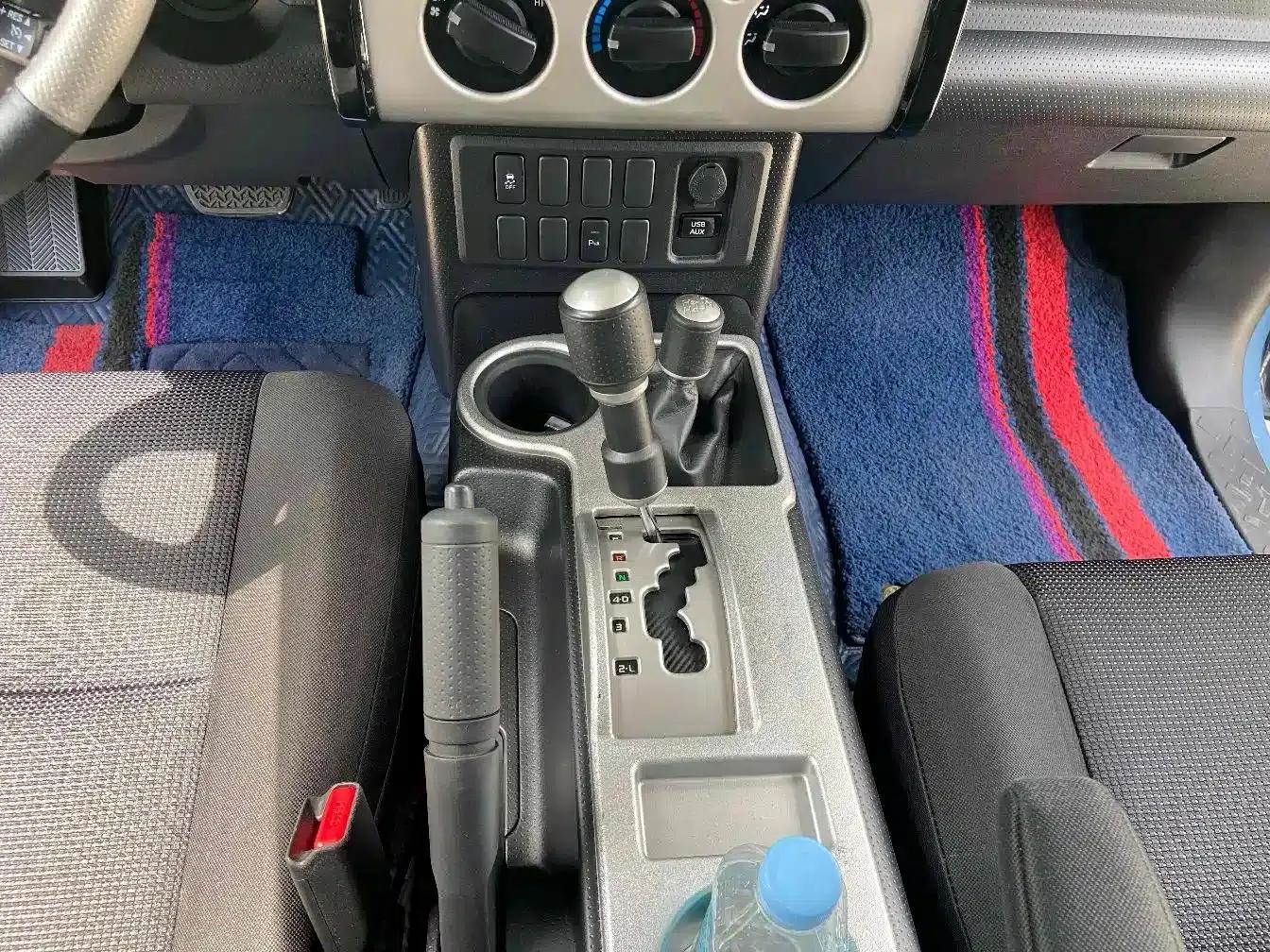2020 FJ Cruiser 4.0L Automatic — миниатюра 10