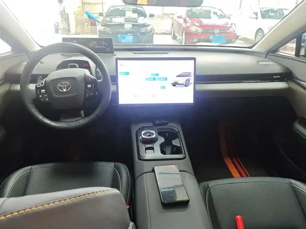 Toyota BZ5 2025 550 PRO Smart Edition — миниатюра 6