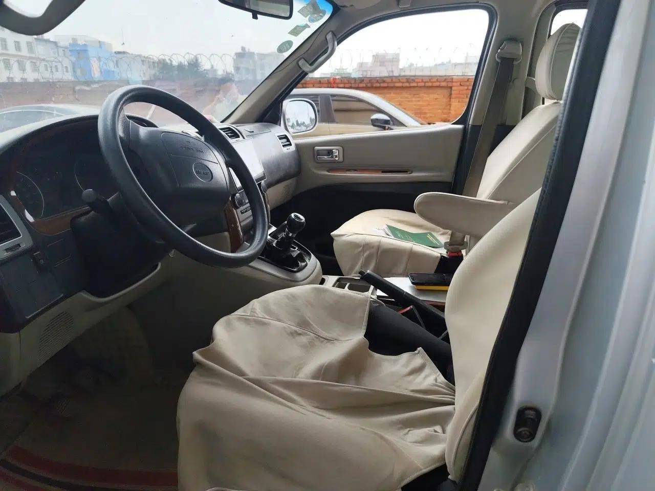 Jinbei Grace 2015 2.0L Classic Edition Basic Model Short Wheelbase 7-Seater — миниатюра 16