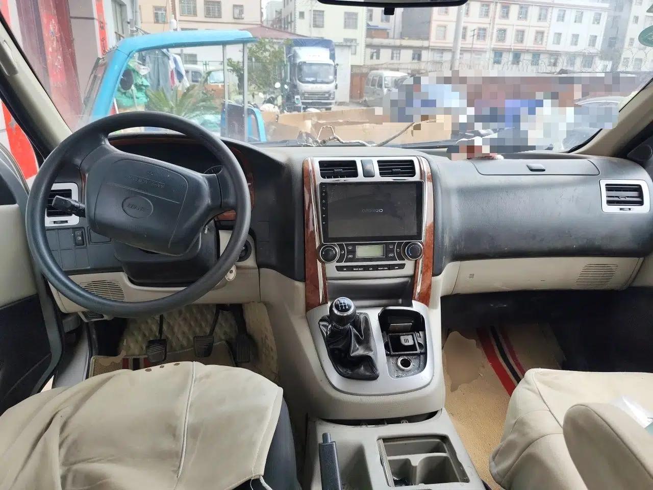 Jinbei Grace 2015 2.0L Classic Edition Basic Model Short Wheelbase 7-Seater — миниатюра 10