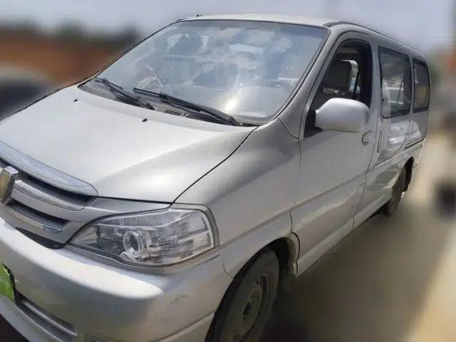 Jinbei Grace 2015 2.0L Classic Edition Basic Model Short Wheelbase 7-Seater