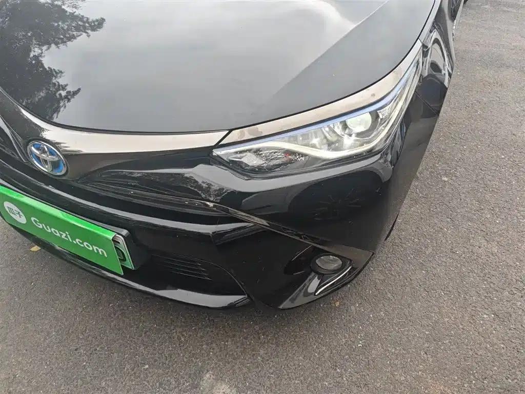 Levin Hybrid E+ 2019 1.8PH V E-CVT Luxury Edition — миниатюра 18