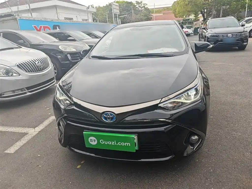 Levin Hybrid E+ 2019 1.8PH V E-CVT Luxury Edition — миниатюра 3