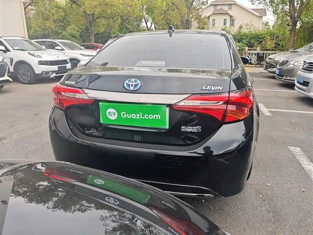 Levin Hybrid E+ 2019 1.8PH V E-CVT Luxury Edition — миниатюра 4