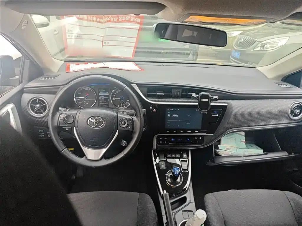 Levin Hybrid E+ 2019 1.8PH V E-CVT Luxury Edition — миниатюра 6