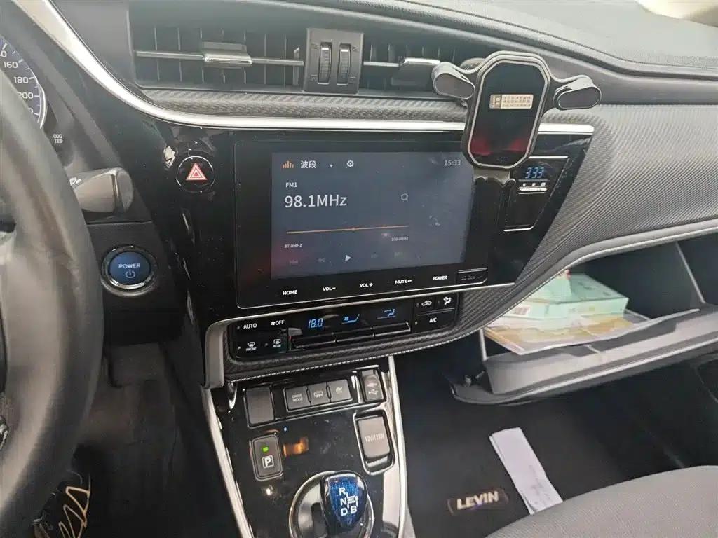Levin Hybrid E+ 2019 1.8PH V E-CVT Luxury Edition — миниатюра 9