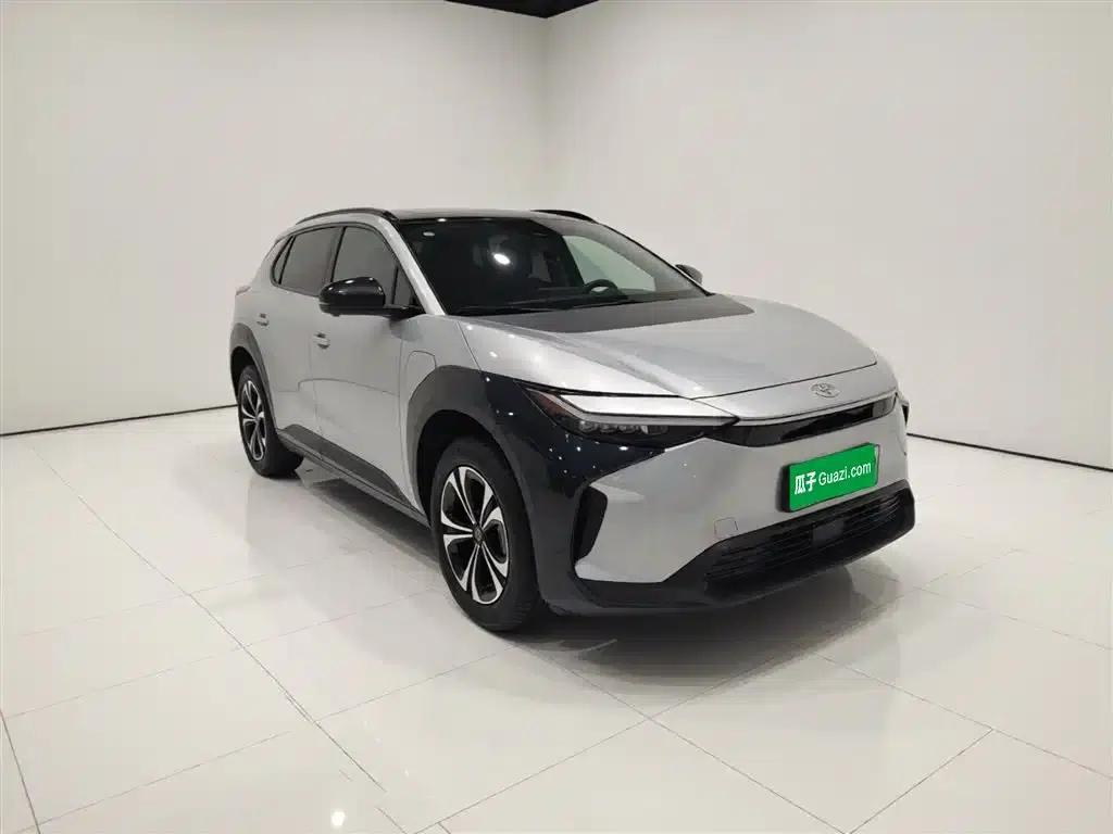 FAW Toyota bZ4X 2022 Two-Wheel Drive Long Range PRO Edition — миниатюра 4