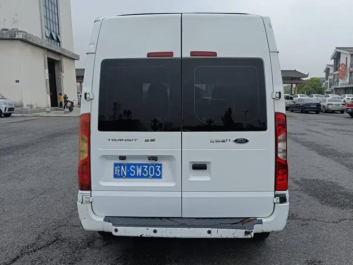 New Generation Ford Transit 2016 Model 2.2T Short Wheelbase 6-Seat Mid-Roof Multi-Purpose Vehicle — миниатюра 6