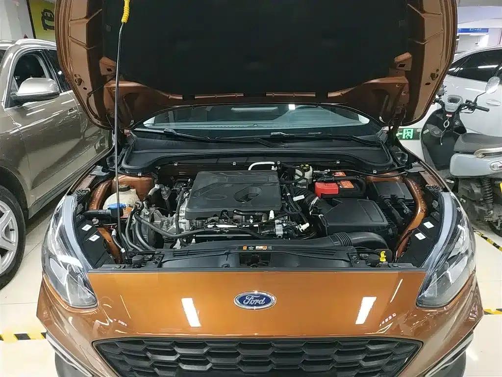 Ford Focus Active 2020 EcoBoost 180 Automatic Trend Edition — миниатюра 20