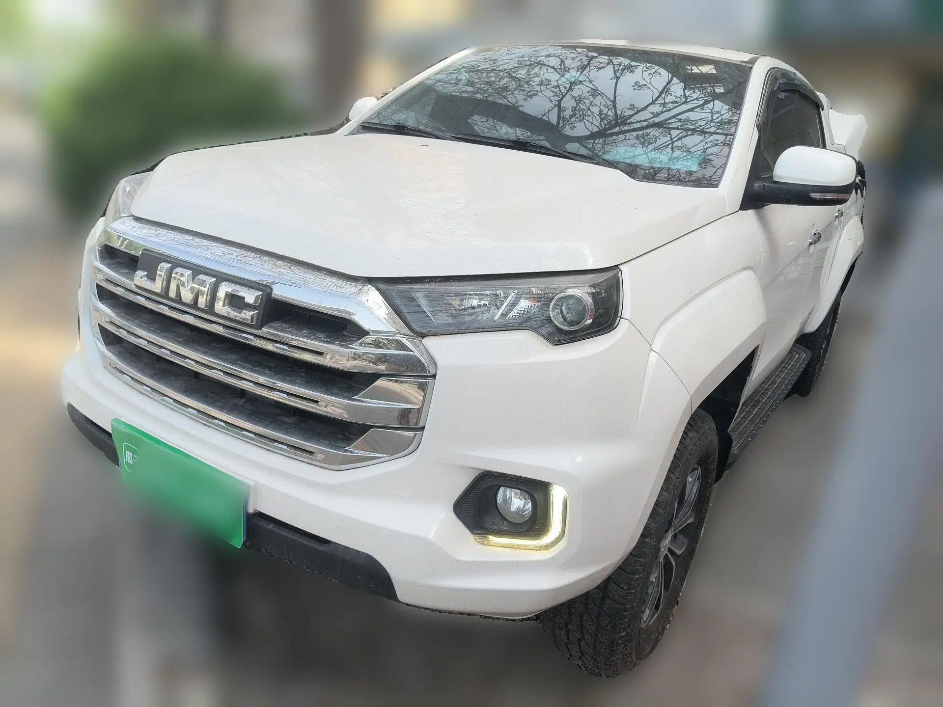 JMC Yuhu 7 2022 2.0T Automatic Gasoline 4x4 Comfort Edition Standard Wheelbase JX4G20A6L — миниатюра 1