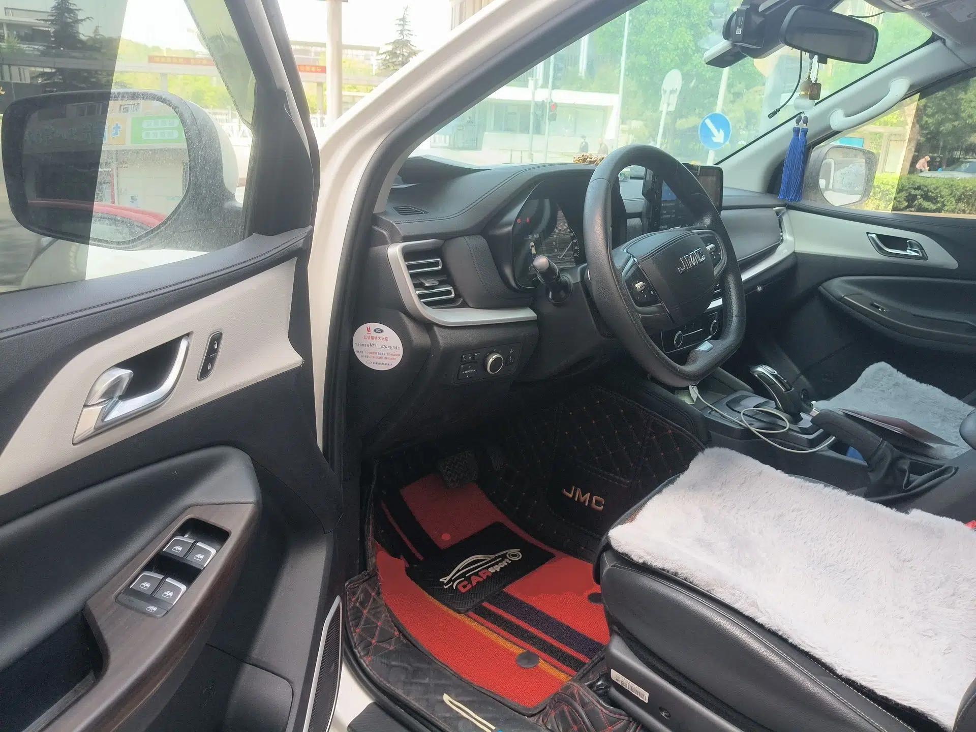 JMC Yuhu 7 2022 2.0T Automatic Gasoline 4x4 Comfort Edition Standard Wheelbase JX4G20A6L — миниатюра 17