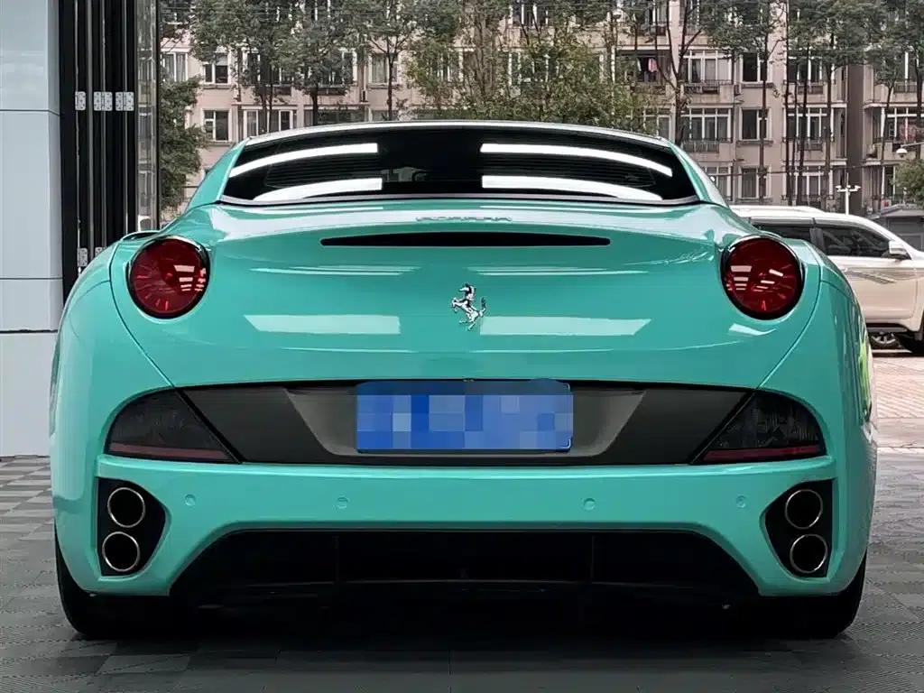 California T 2012 4.3L Standard Model — миниатюра 5