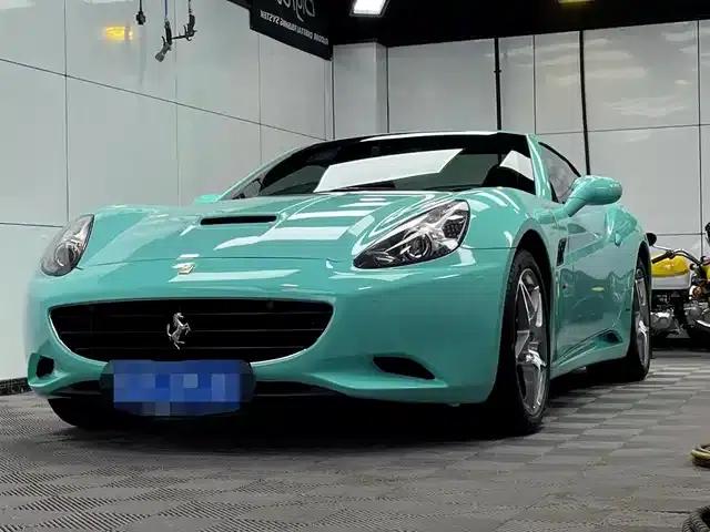 California T 2012 4.3L Standard Model