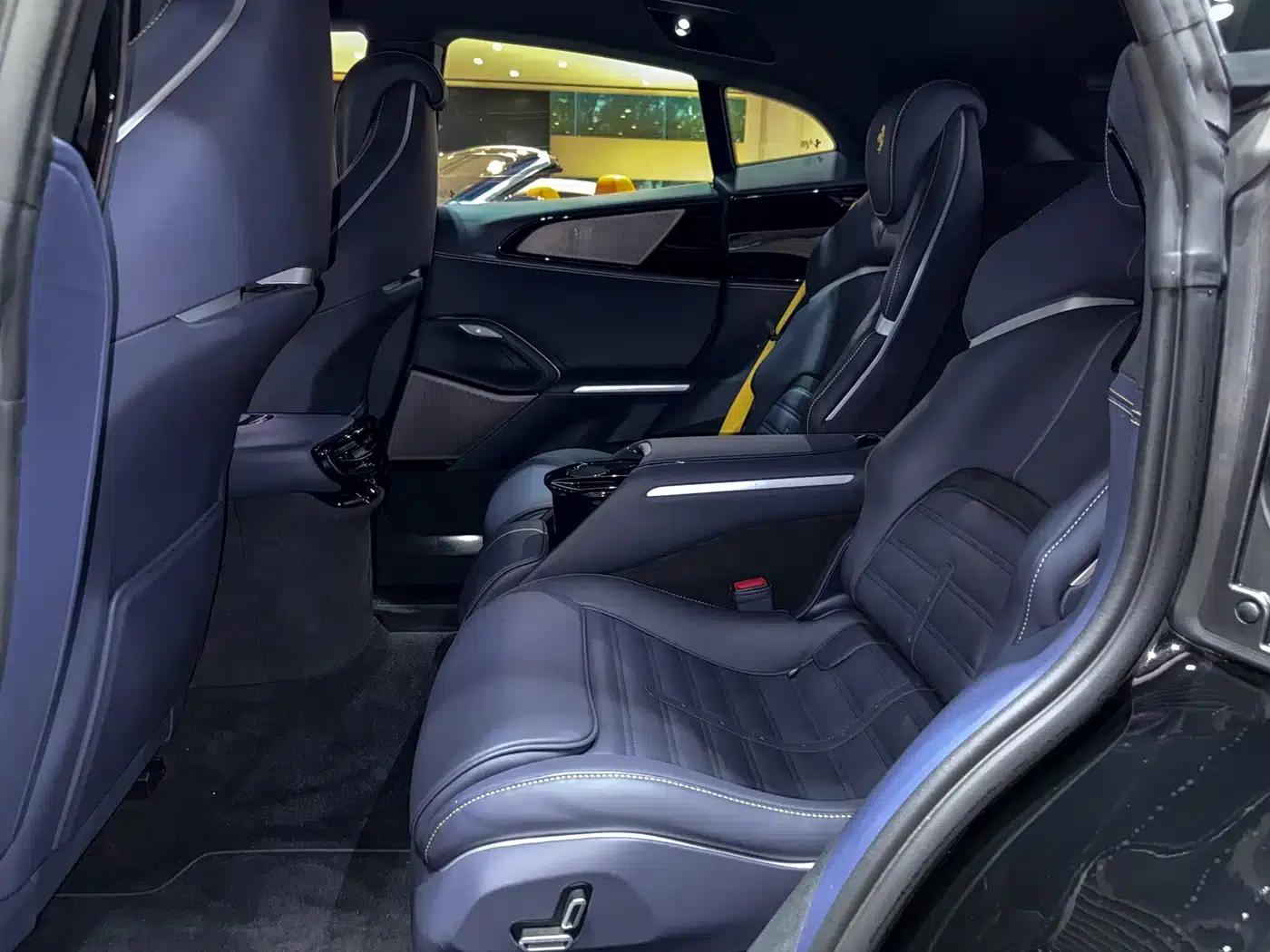 2023 Purosangue 6.5L V12 — миниатюра 22