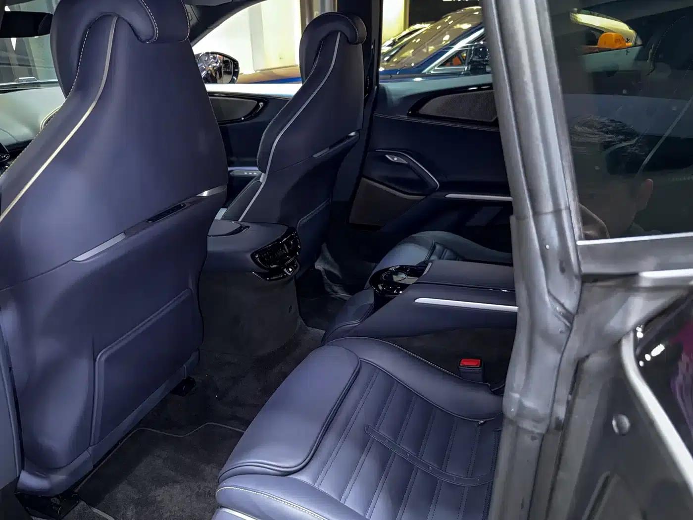 2023 Purosangue 6.5L V12 — миниатюра 23