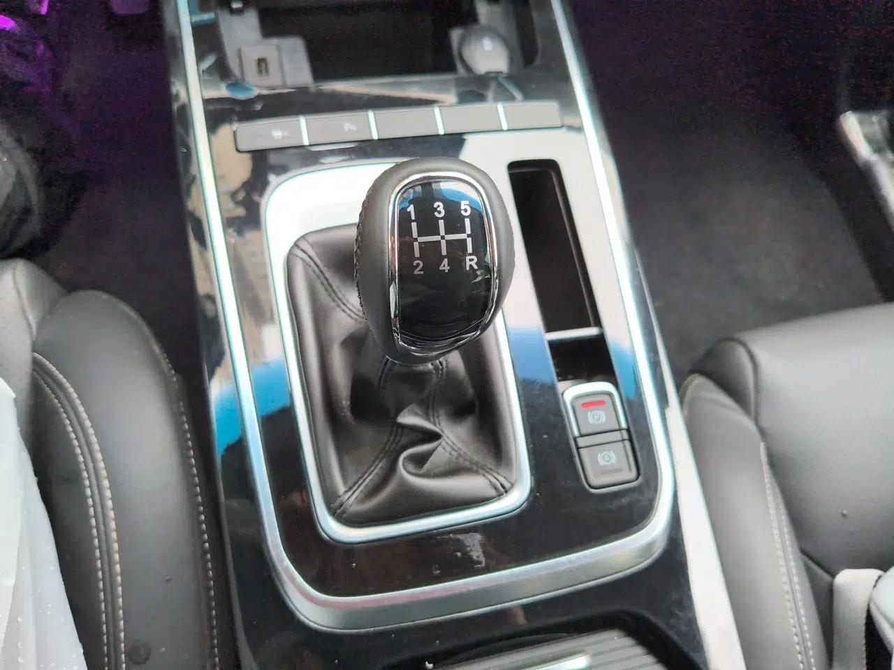 JETOUR X70S 2019 1.5T Manual ZHENG TU Version China V Standard — миниатюра 15