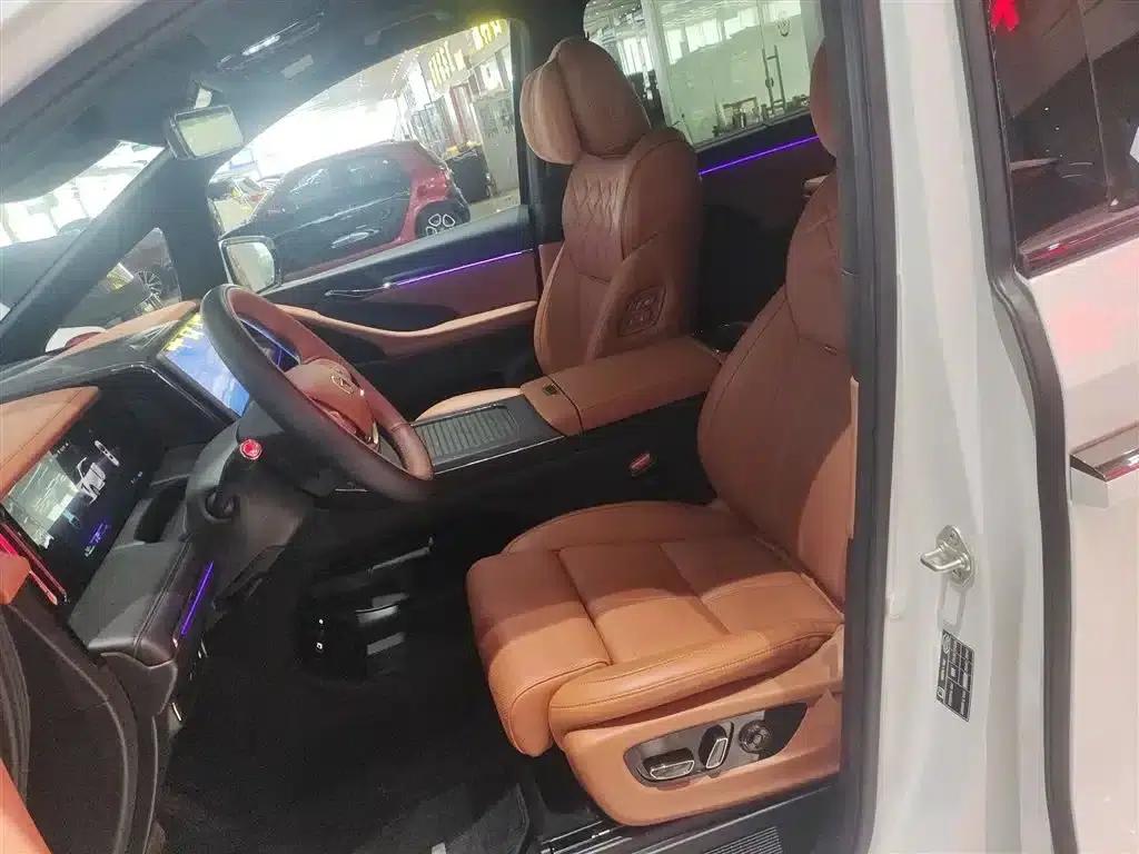 Trumpchi Aspiration M8 2025 Qiankun Series Ultra First Class — миниатюра 11