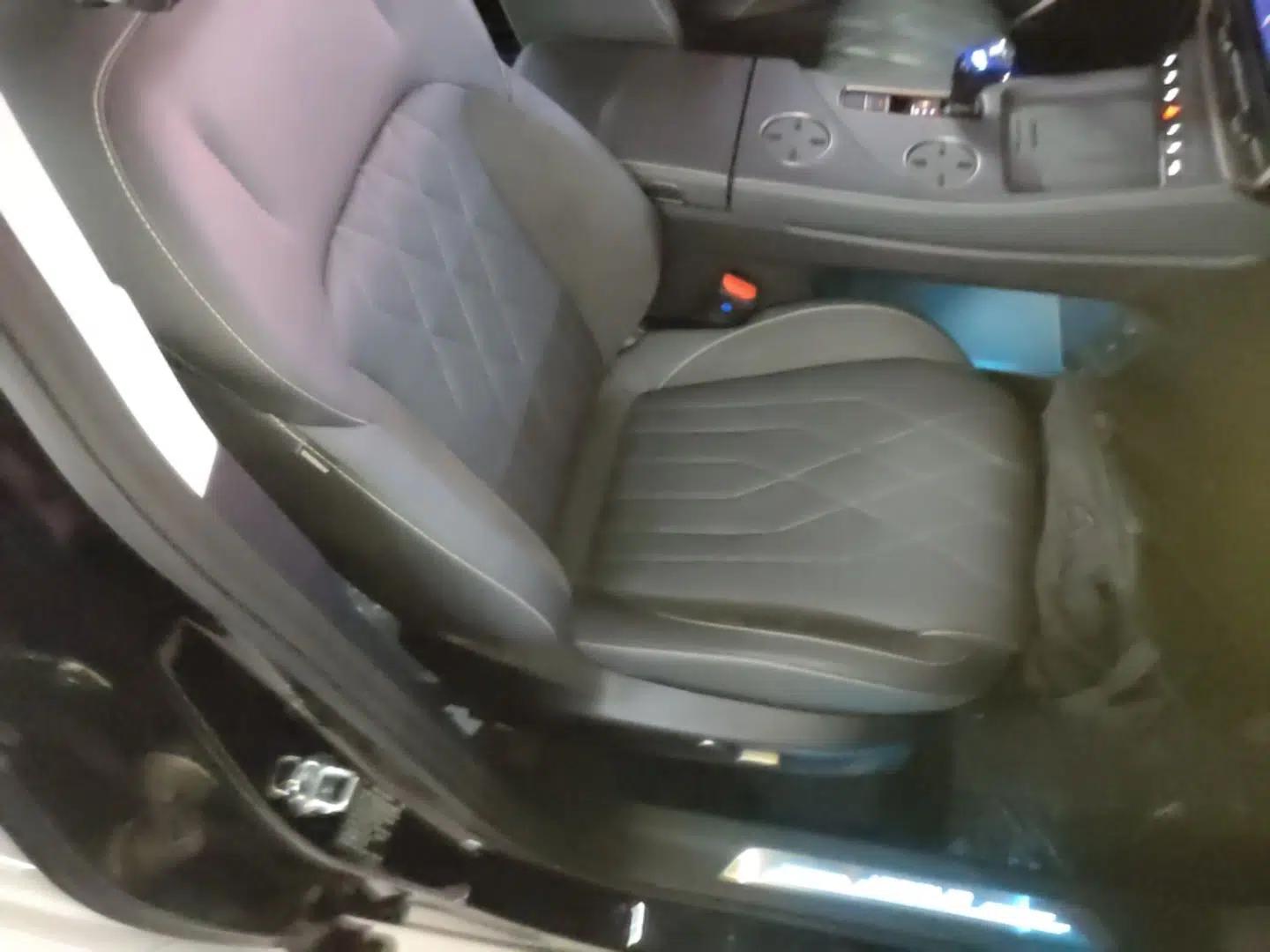 JETOUR Shanhai L9 2024 1.5TD 2DHT Pro 7-Seater — миниатюра 23