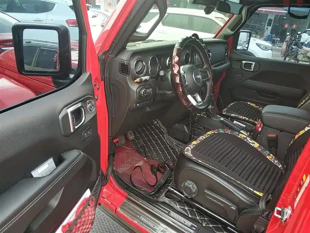 Jeep Wrangler New Energy 2021 Model 4-Door 2.0T 4xe Sahara — миниатюра 16